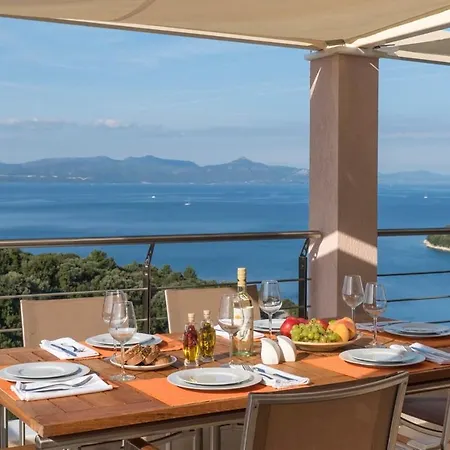 Casa Di Maura Villa *